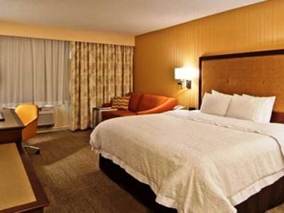 Hampton & 3* Chillicothe